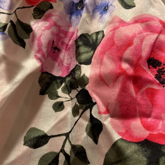 Victoria’s Secret Floral Vine Stripe Satin Sleep Shorts - Picture 5 of 15